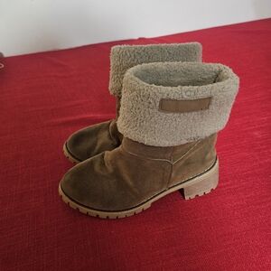 Tan Fuzzy Sherpa Lining Leather Boots, Size 37 (6.5)